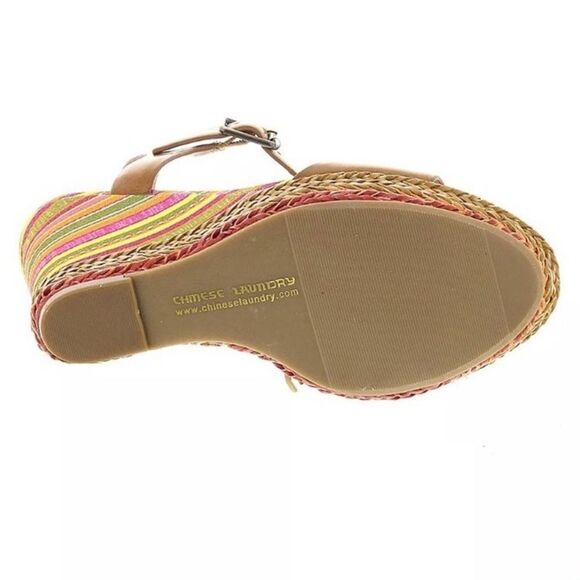 Chinese Laundry | Mahalo Wedge Sandals - Picture 3 of 11
